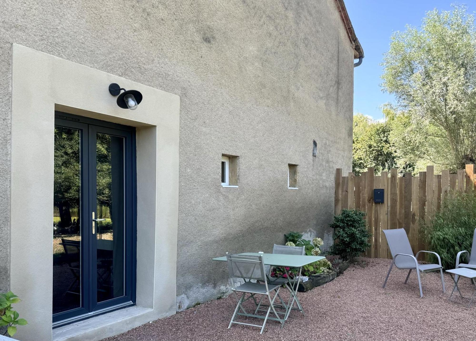 Domaine D'Aromm - Chambres D'Hotes & Gites - Piscine, Etangs & Animaux - Au Calme Ouches Bagian luar foto